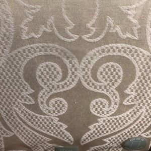 New Marquis by Waterford Tablecloth